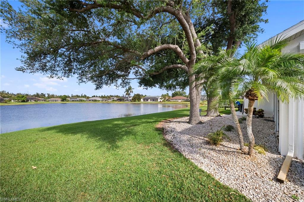 22361 Fountain Lakes Blvd Property Photo 6