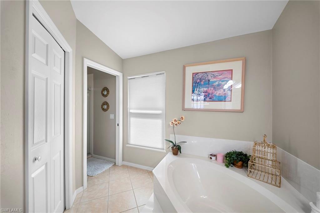22361 Fountain Lakes Blvd Property Photo 21