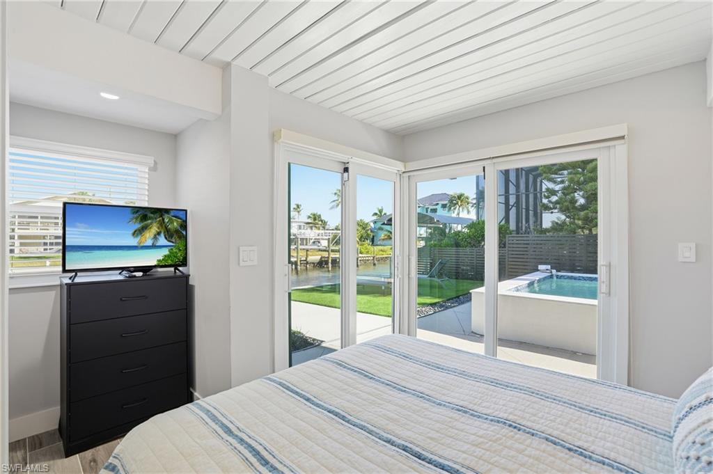 239 Curlew St Property Photo 30