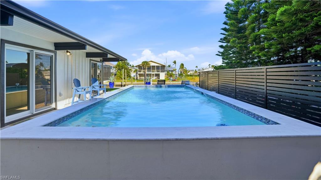 239 Curlew St Property Photo 31