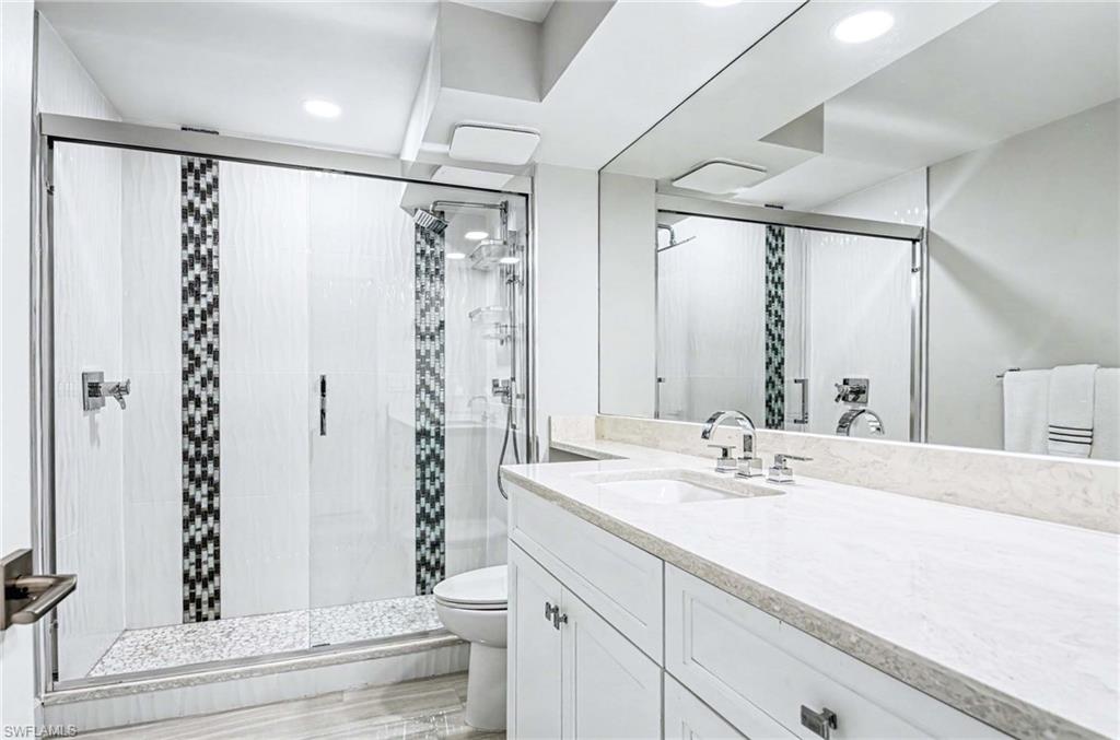 2150 Gulf Shore Blvd N 605 Property Photo 15