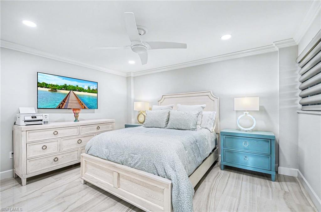 2150 Gulf Shore Blvd N 605 Property Photo 16