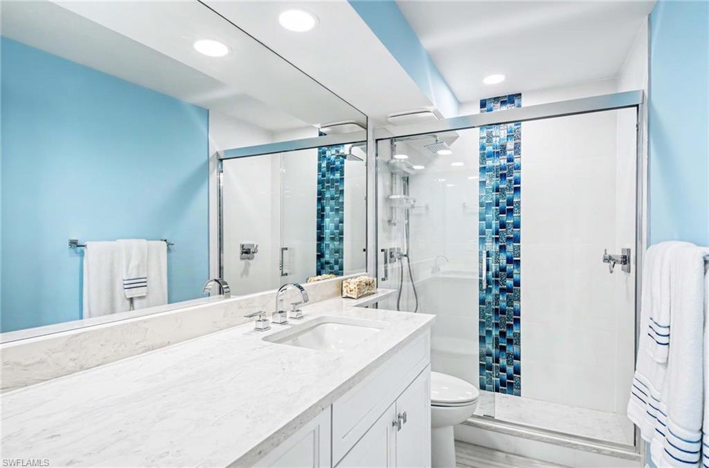 2150 Gulf Shore Blvd N 605 Property Photo 17