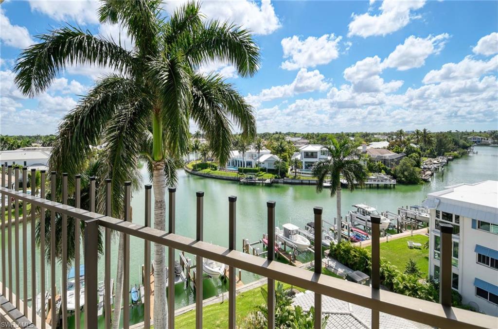2150 Gulf Shore Blvd N 605 Property Photo 19