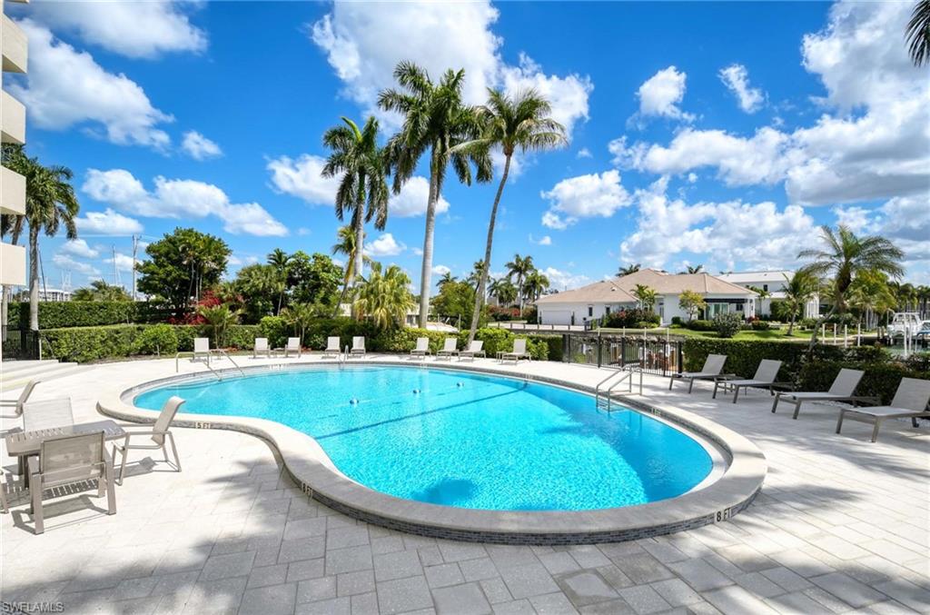 2150 Gulf Shore Blvd N 605 Property Photo 37