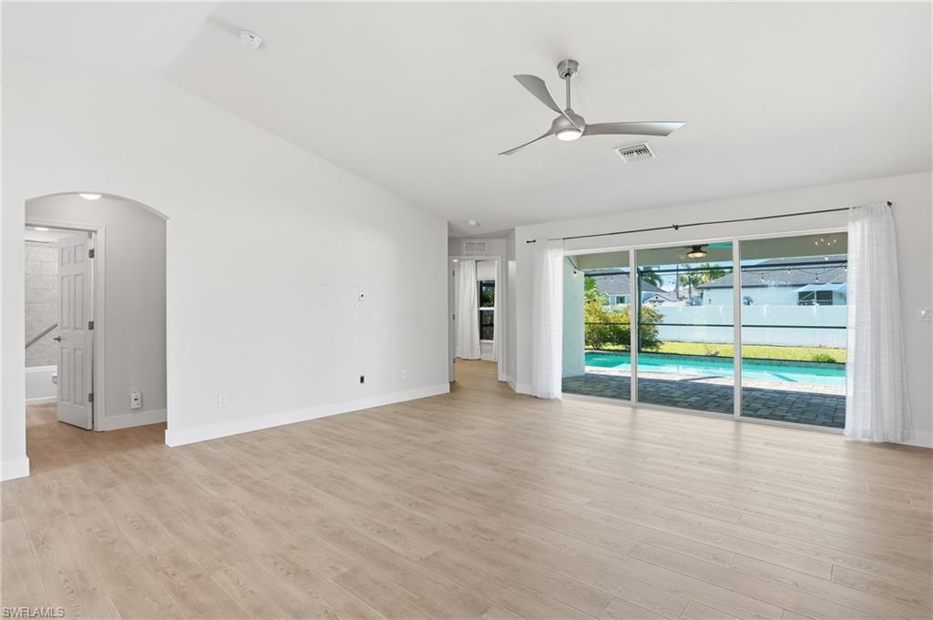 1808 30th St Property Photo 6