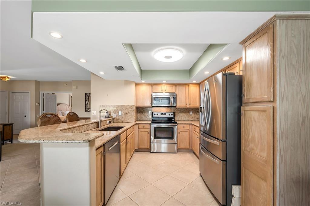 13231 Sherburne Cir 1502 Property Photo 7