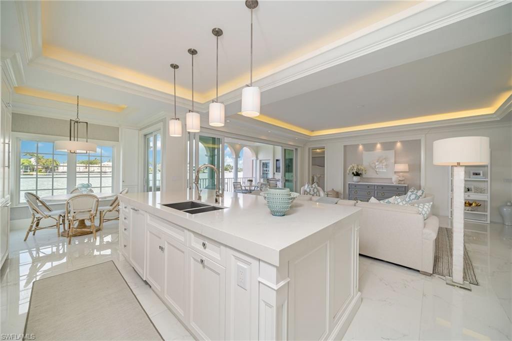 4000 Gulf Shore Blvd N 3300 Property Photo 13