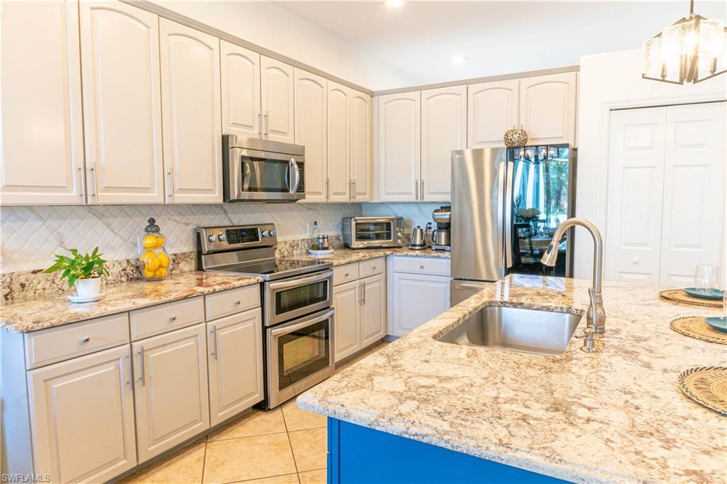 14059 Mirror Ct Property Photo 7