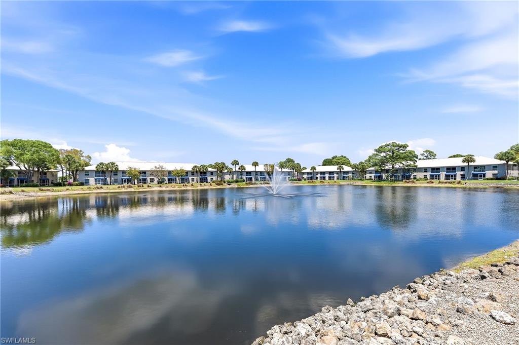887 Gulf Pavilion Dr 203 Property Photo 2