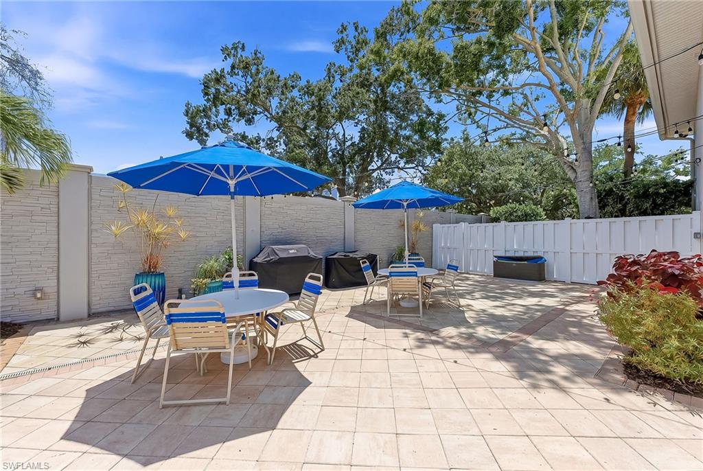 887 Gulf Pavilion Dr 203 Property Photo 29