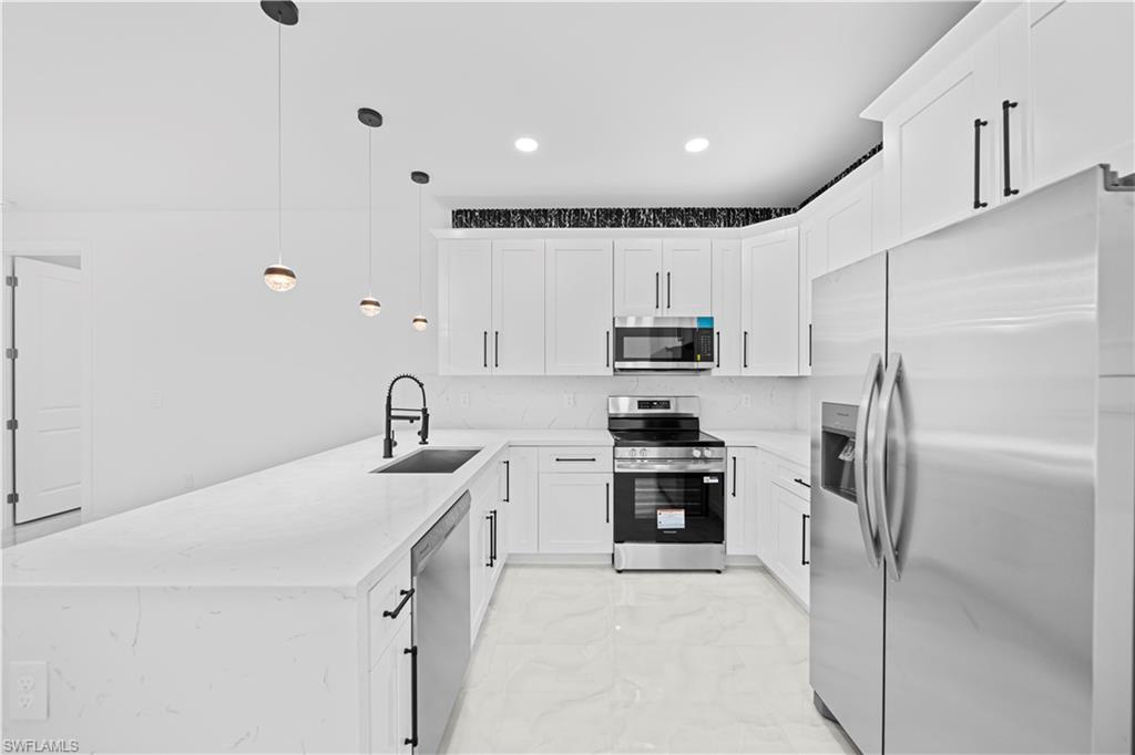 3701 Ida Ave N Property Photo 26