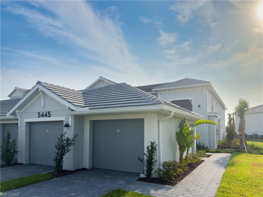5445 Double Eagle Circle 3026 Property Photo 1