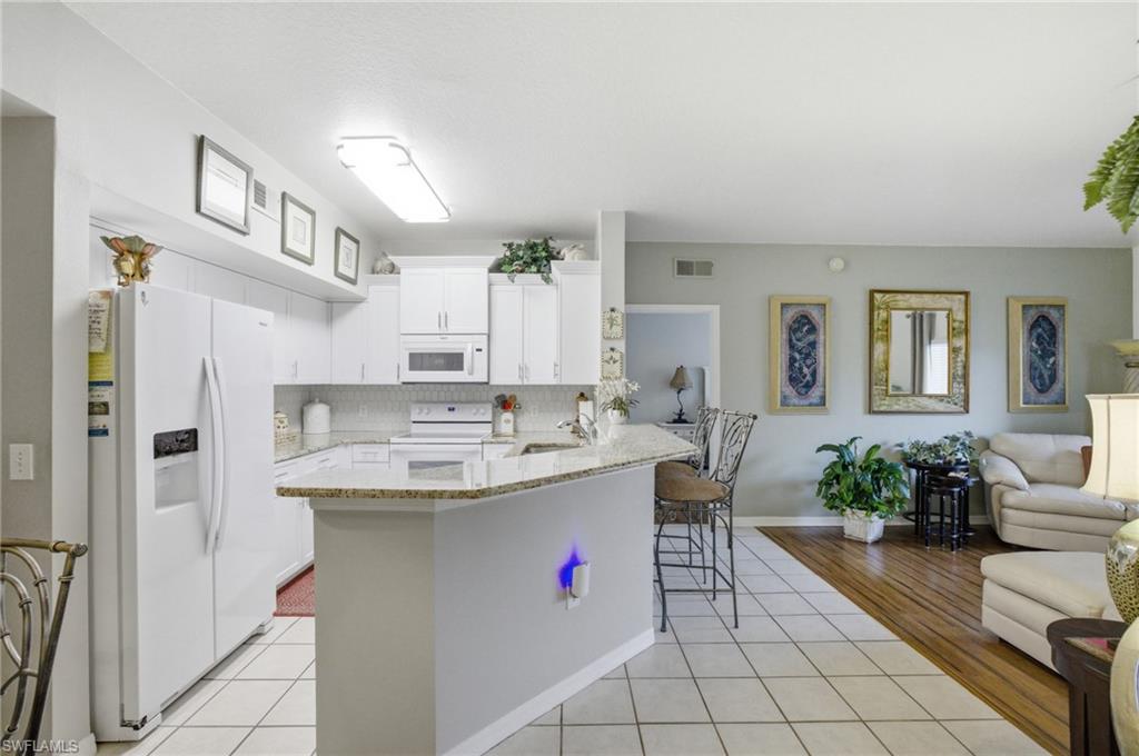 15605 Ocean Walk Cir 113 Property Photo 4