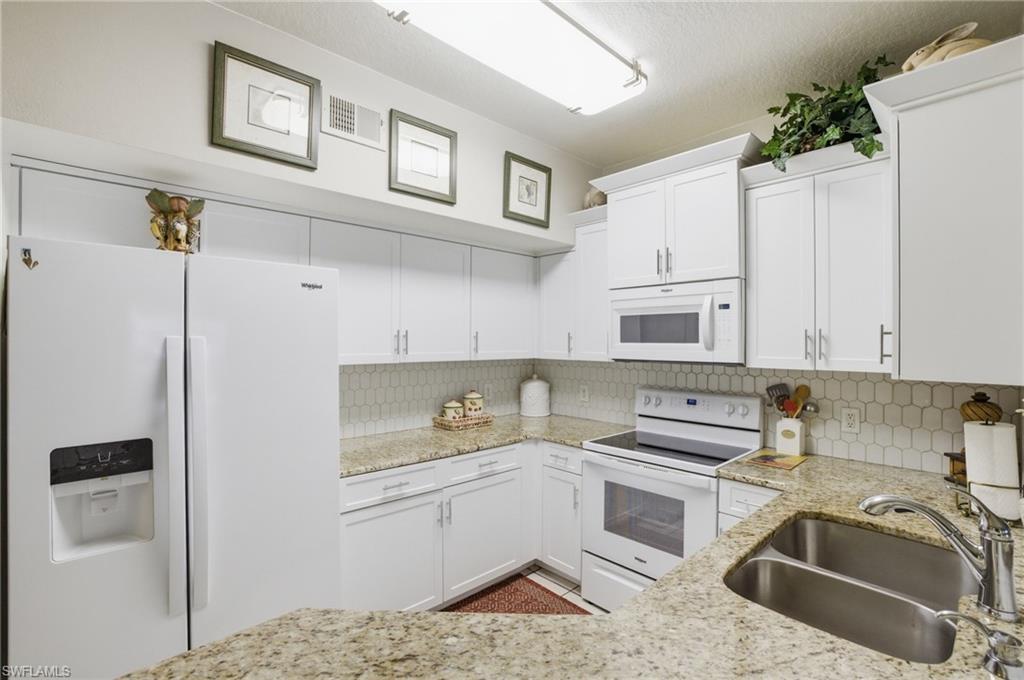 15605 Ocean Walk Cir 113 Property Photo 5