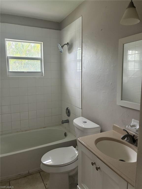 4923 Vincennes Ct 7 Property Photo 5