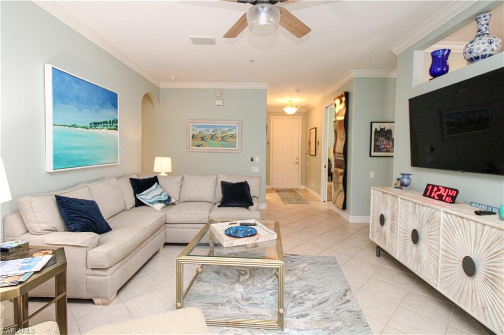 817 Carrick Bend Cir 101 Property Photo 4