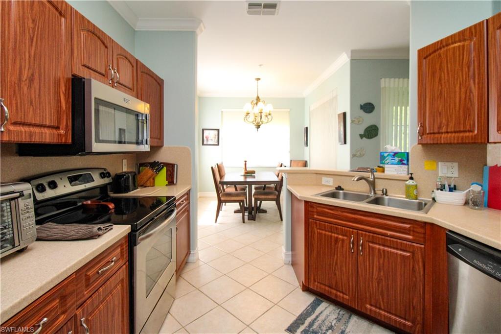 817 Carrick Bend Cir 101 Property Photo 34