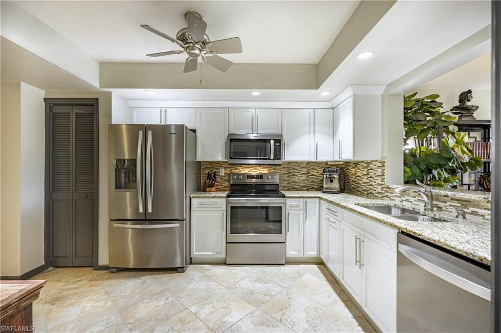 6350 Pelican Bay Blvd 102b Property Photo 9