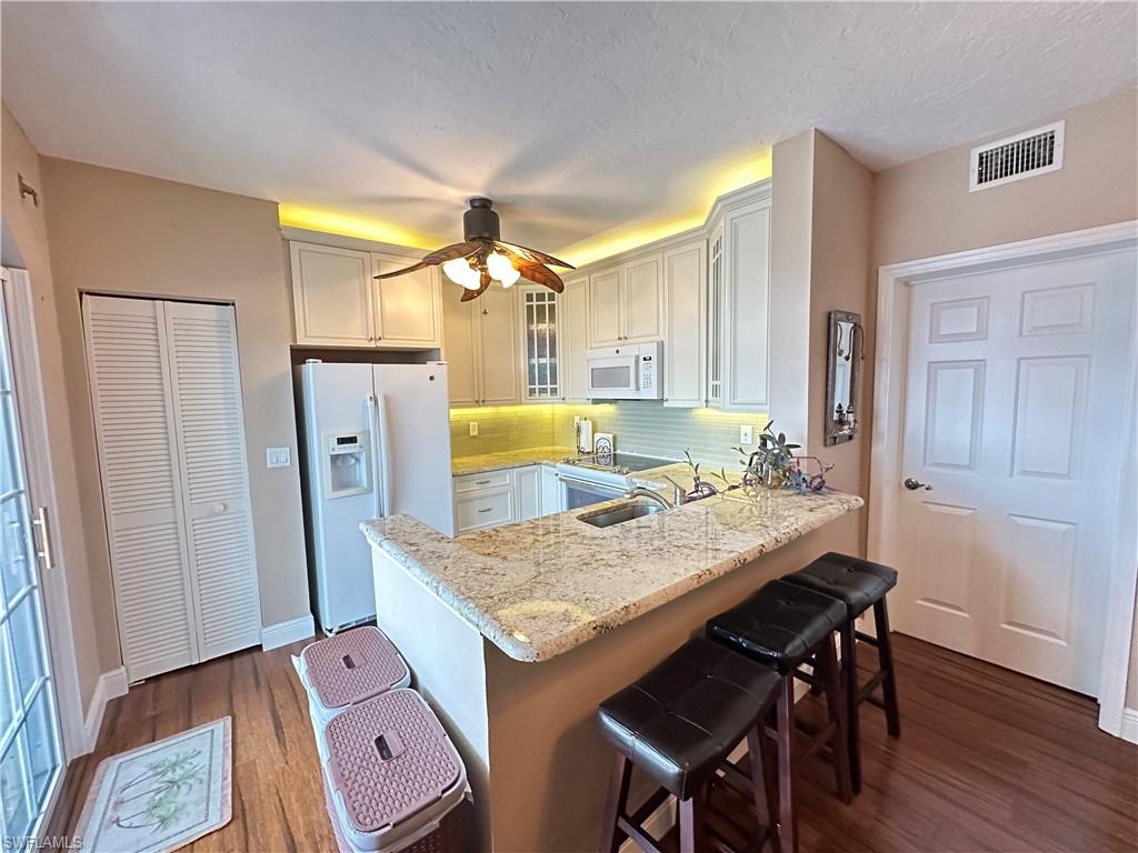 22748 Island Pines Way 302 Property Photo 7