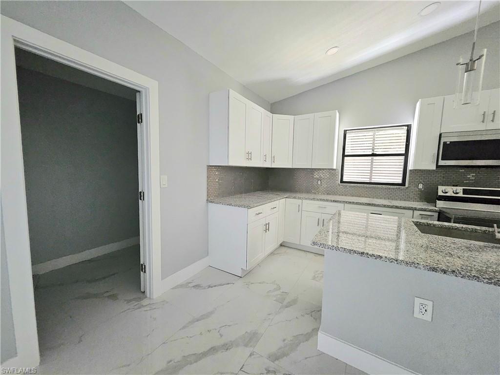 17745 Port Boca Ct Property Photo 3