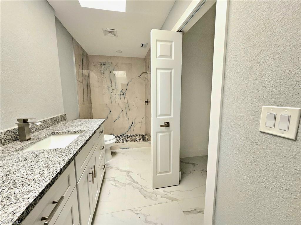 17745 Port Boca Ct Property Photo 8
