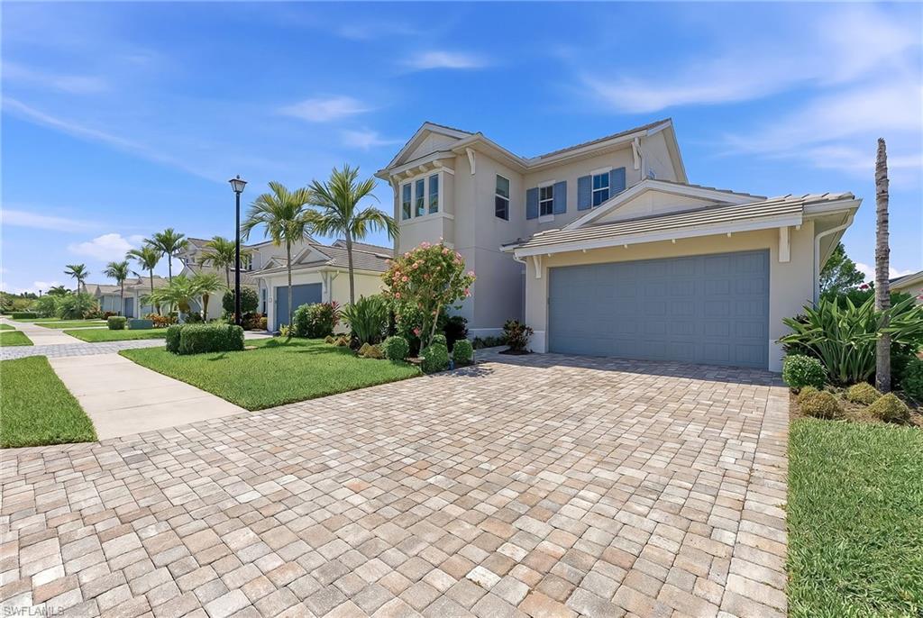 8957 Mustique Ln Property Photo 3