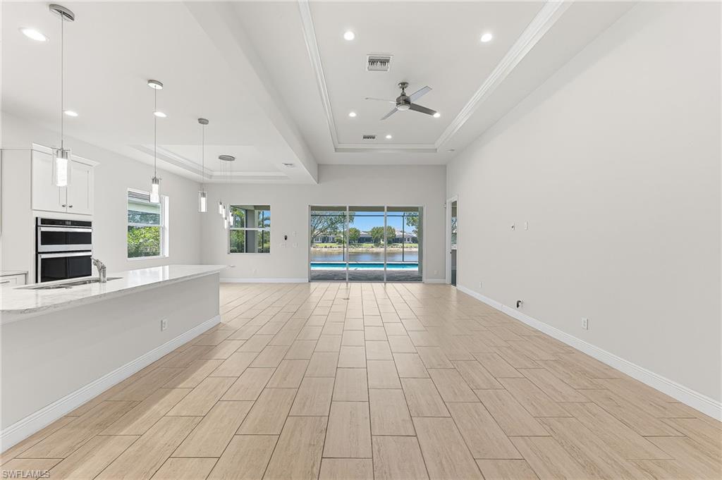 8957 Mustique Ln Property Photo 9