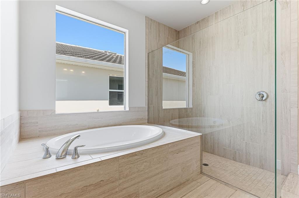 8957 Mustique Ln Property Photo 22