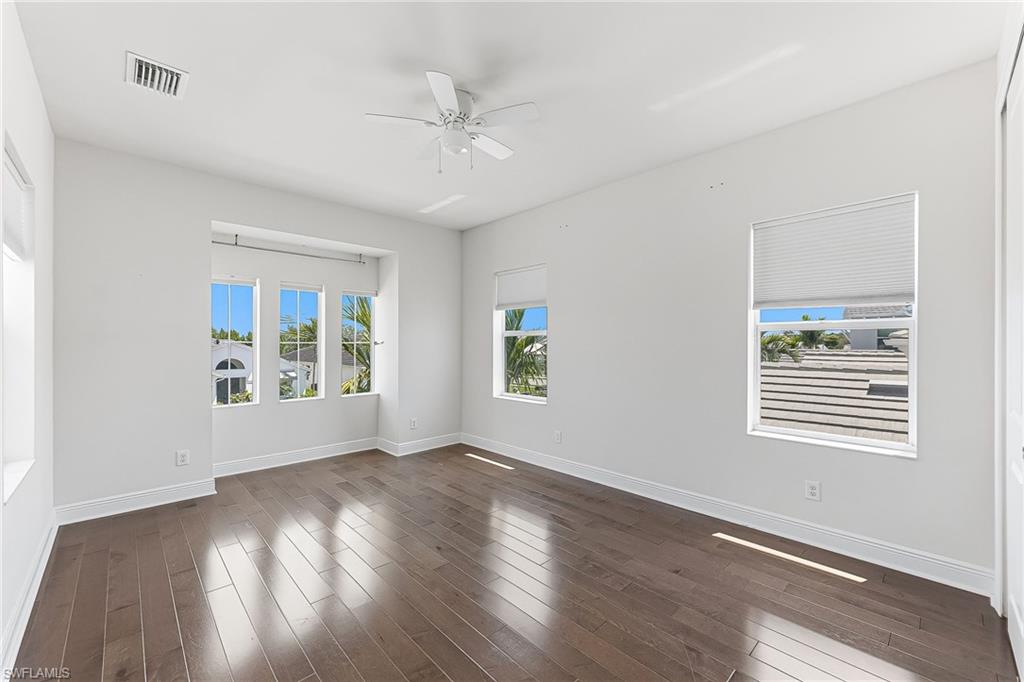 8957 Mustique Ln Property Photo 24
