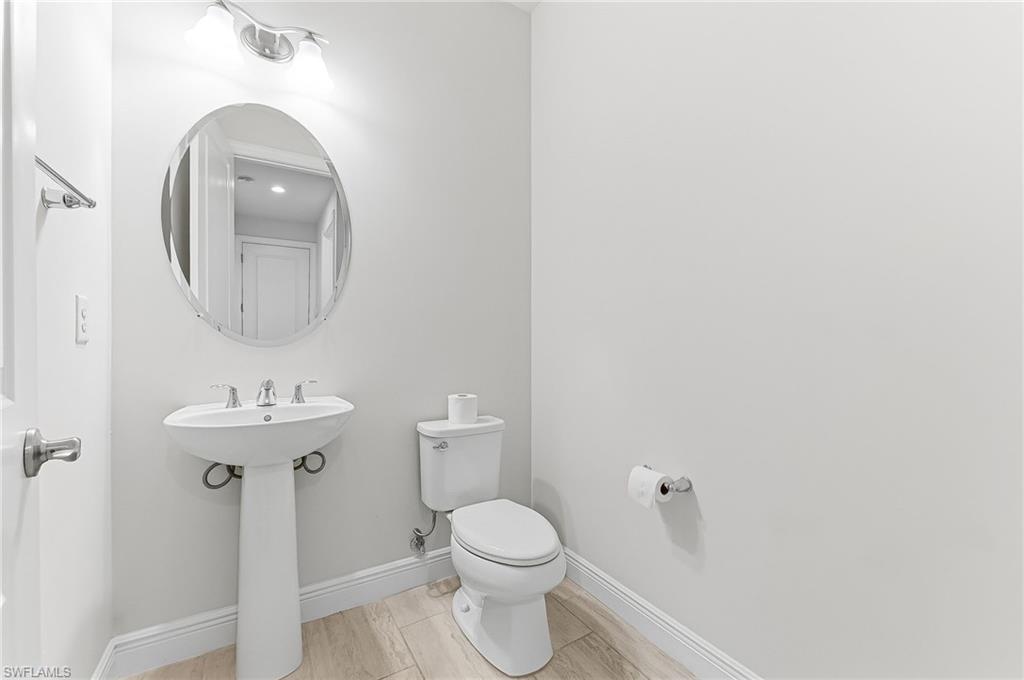 8957 Mustique Ln Property Photo 33