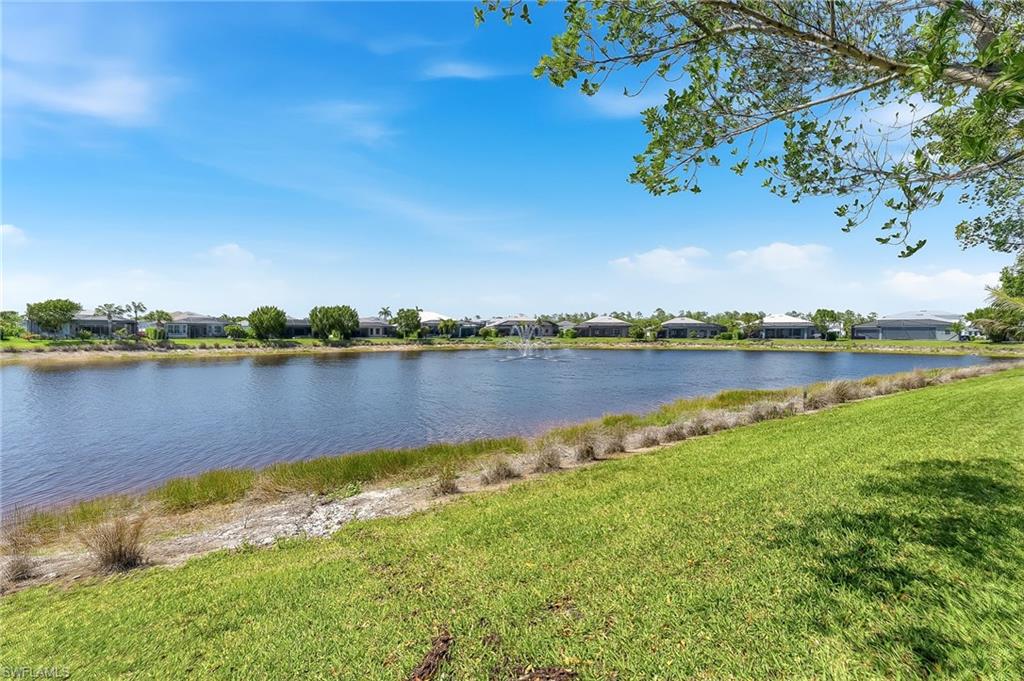 8957 Mustique Ln Property Photo 40