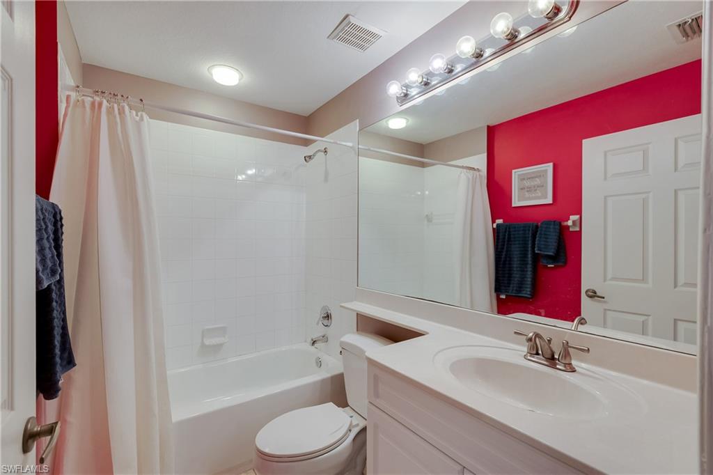 25080 Peacock Ln 102 Property Photo 10