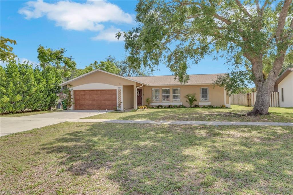 3300 Valencia Dr Property Photo 2