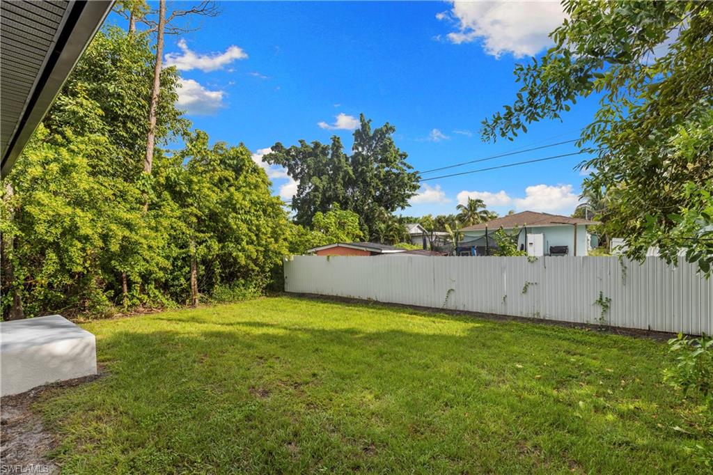 3012 Pine Tree Dr Property Photo 37