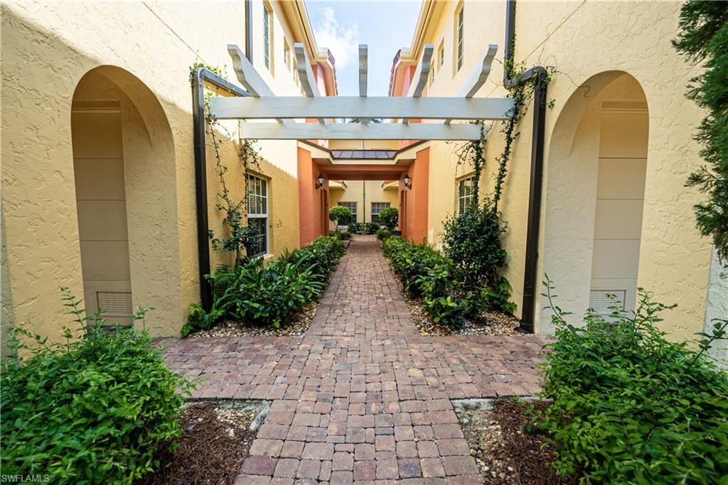 8600 Via Rapallo Dr 204 Property Photo 5