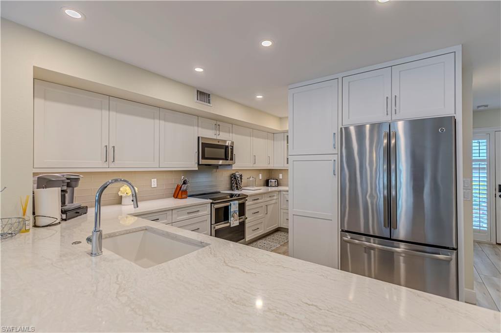 833 Meadowland Dr 14-3 Property Photo 9