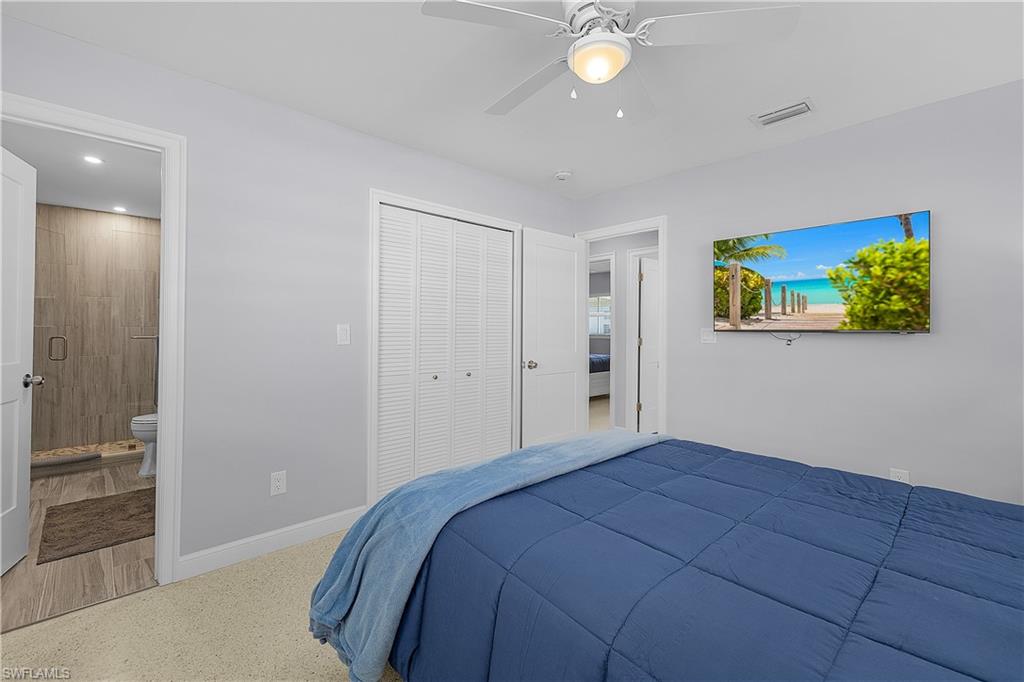 2 Fairview Blvd Property Photo 13