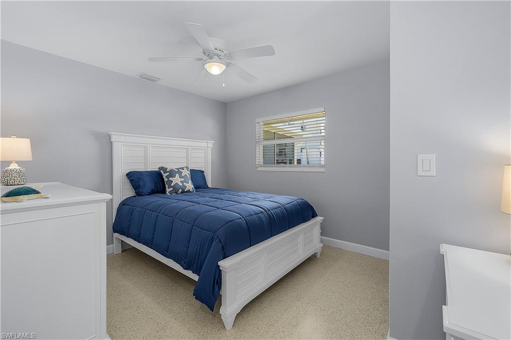 2 Fairview Blvd Property Photo 16