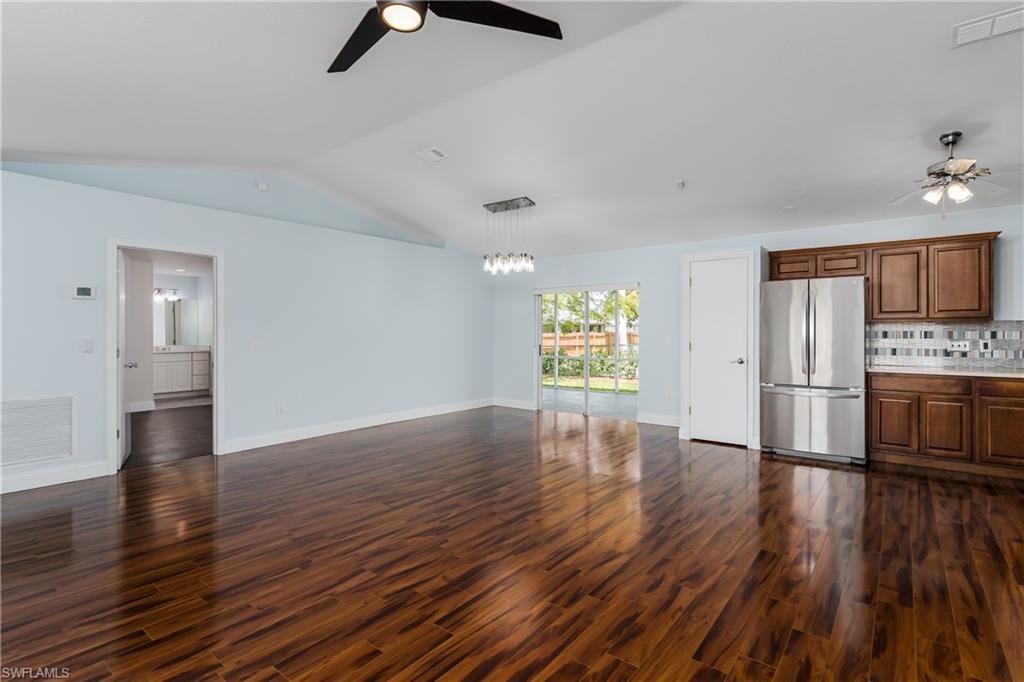 3121 Orange Grove Trl Property Photo 3