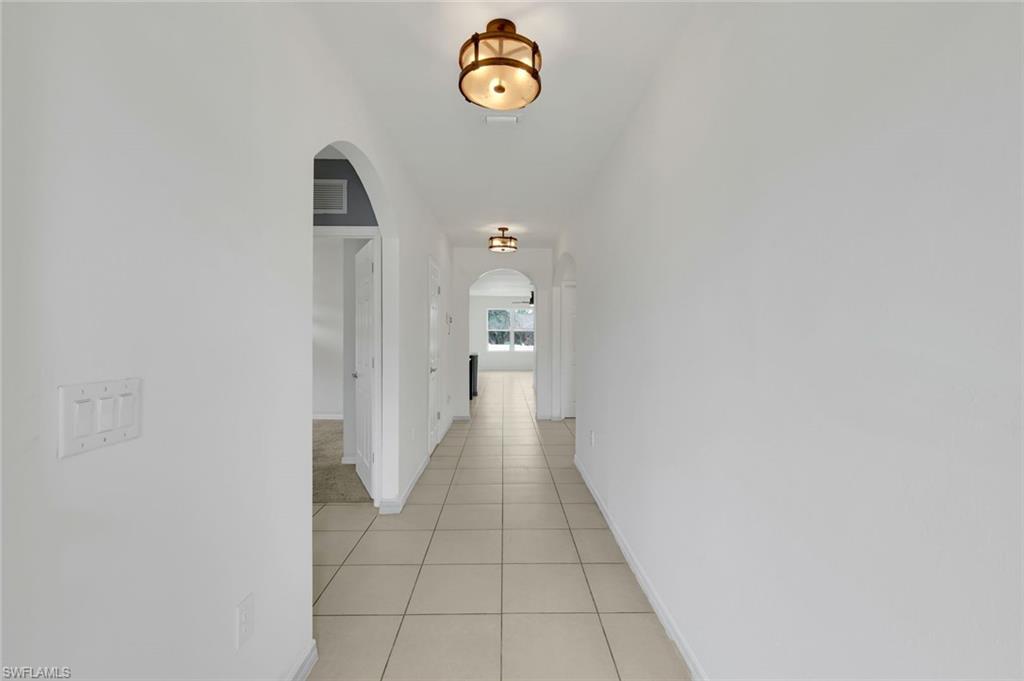 8117 Sandpiper Rd Property Photo 2