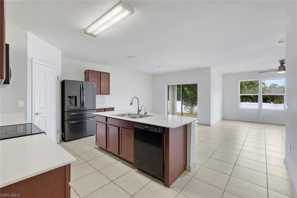 8117 Sandpiper Rd Property Photo 6