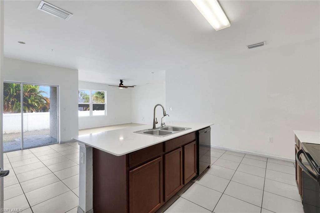 8117 Sandpiper Rd Property Photo 7