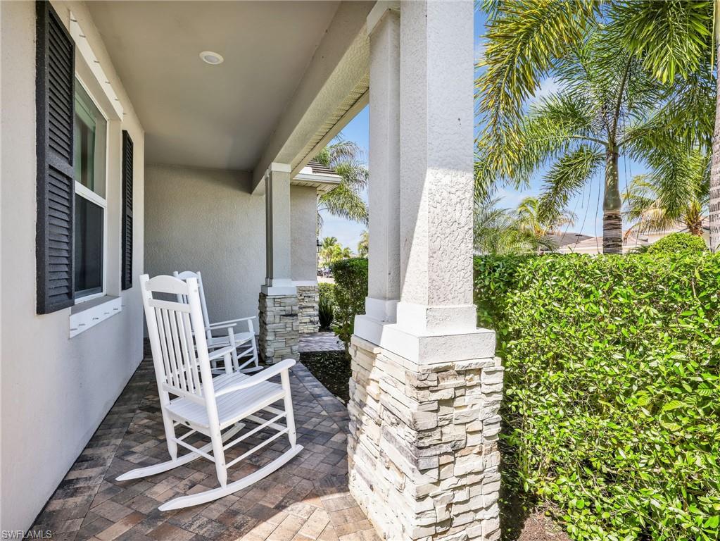 16256 Bonita Landing Cir Property Photo 9