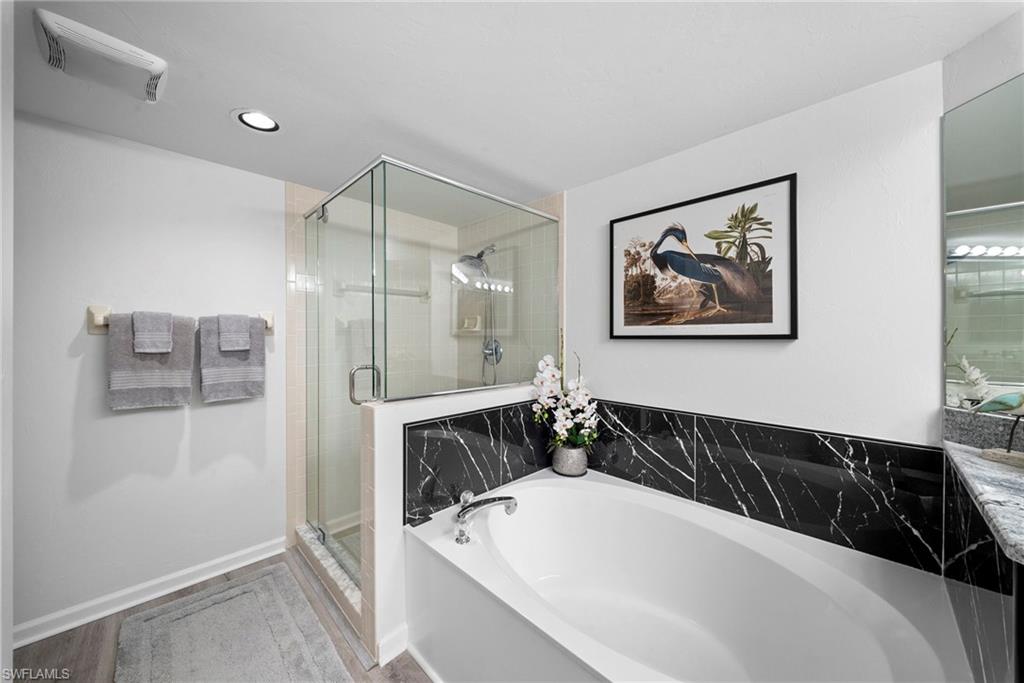 4250 Lake Forest Dr 311 Property Photo 18