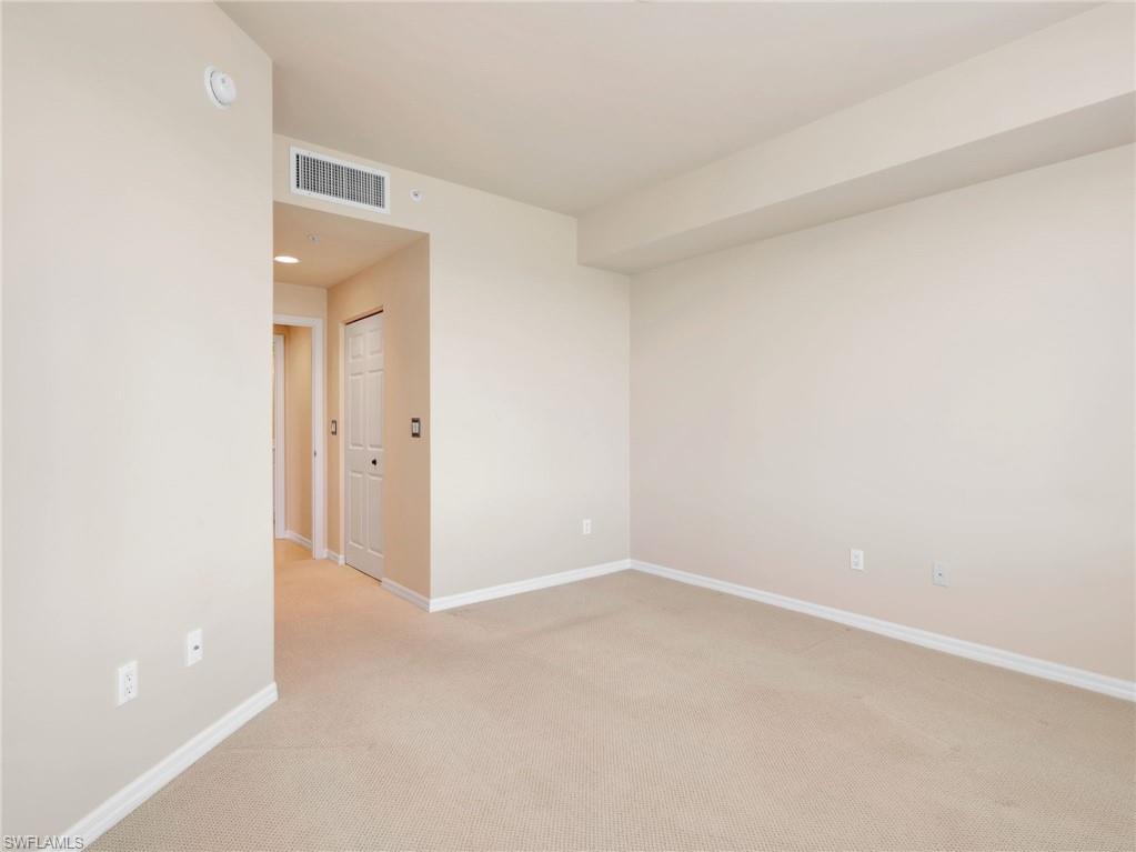 1001 Arbor Lake Dr 202 Property Photo 17