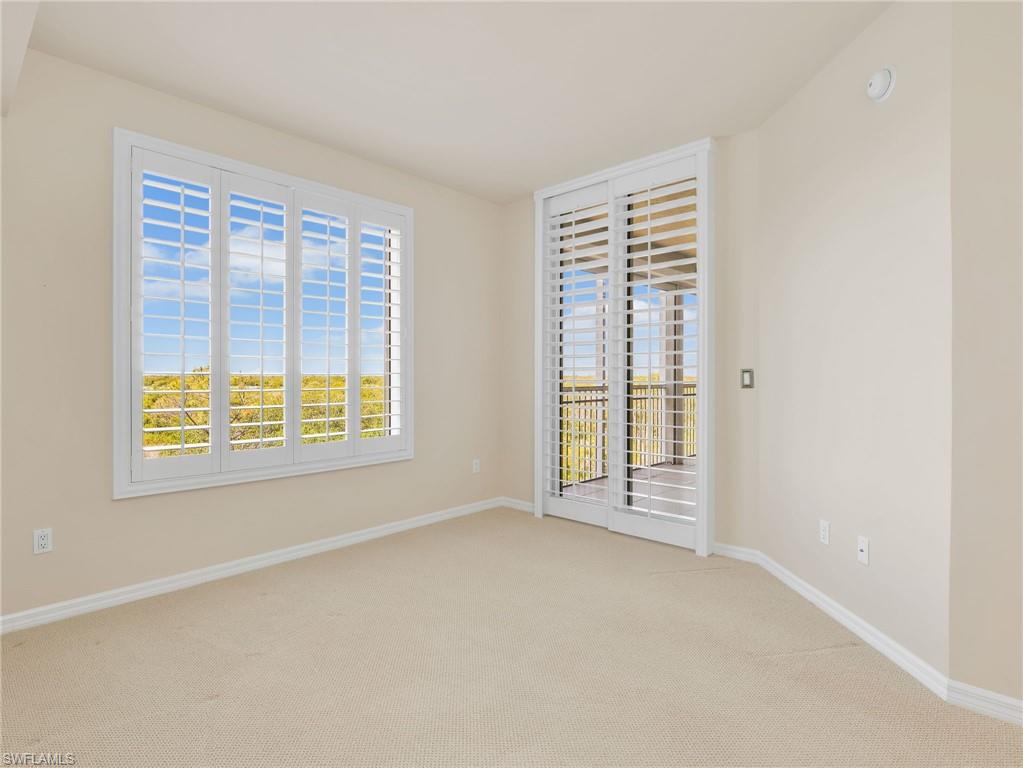 1001 Arbor Lake Dr 202 Property Photo 19