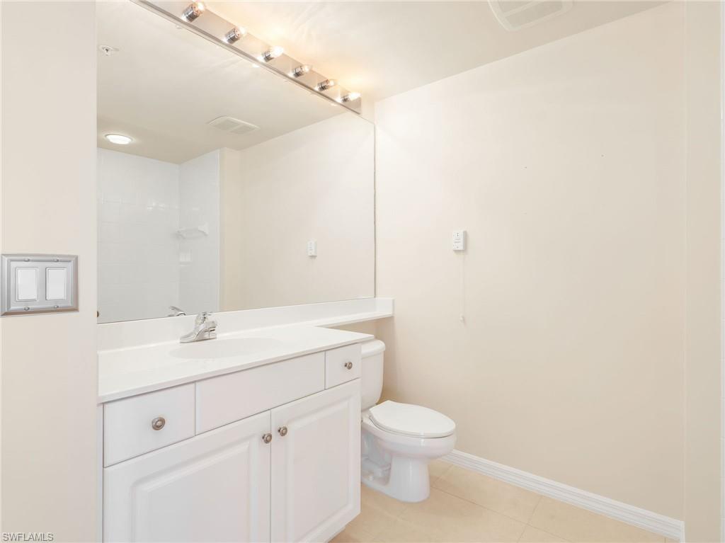 1001 Arbor Lake Dr 202 Property Photo 24