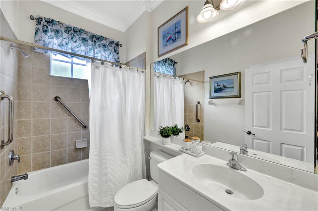 16208 Parque Ln Property Photo 16