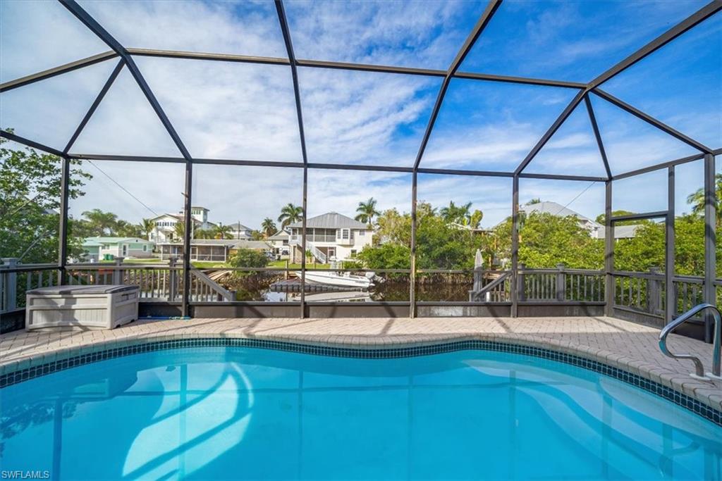 1283 Grand Canal Dr Property Photo 19